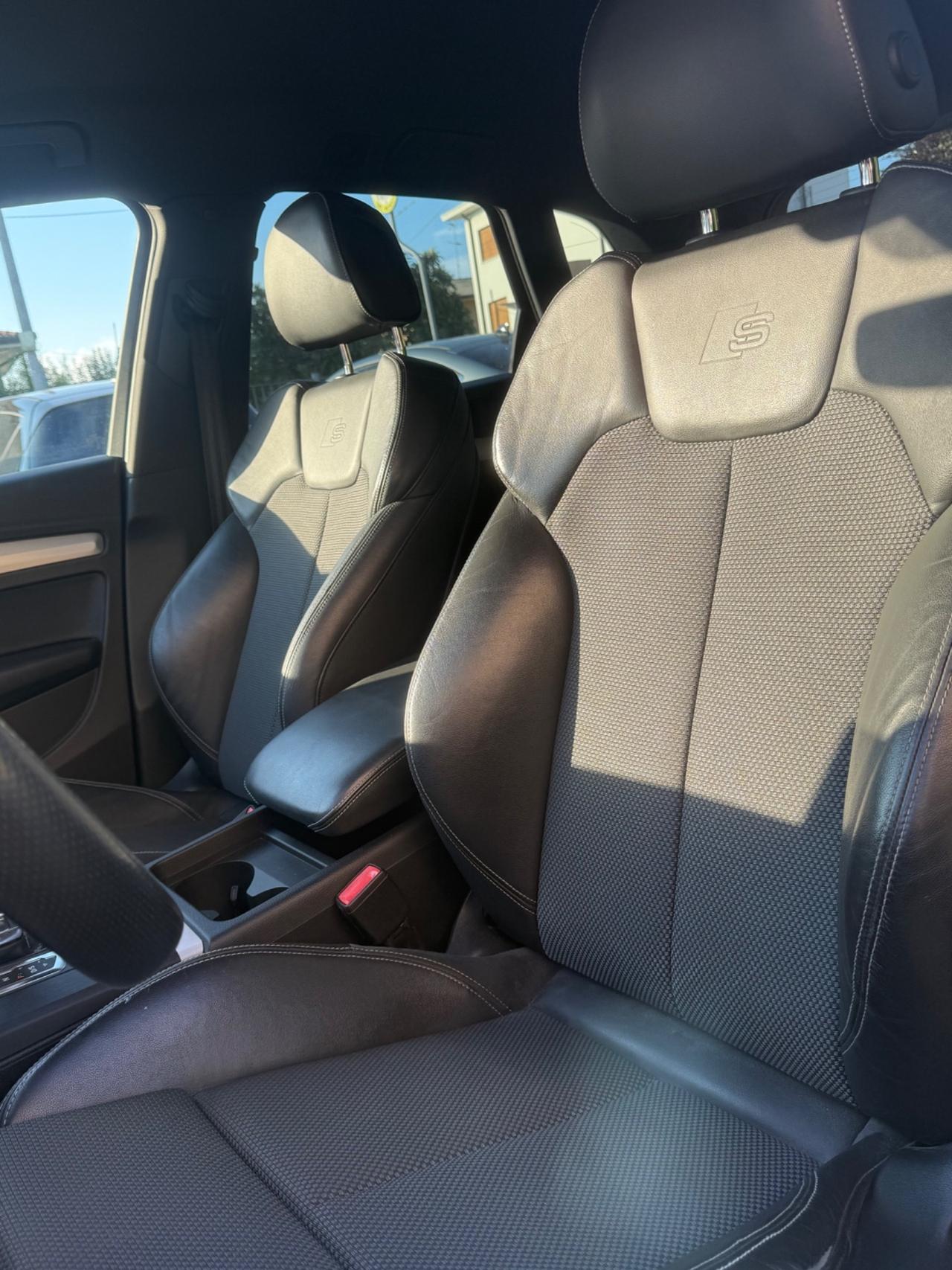 Audi Q5 50 TFSI e quattro S tronic line plus