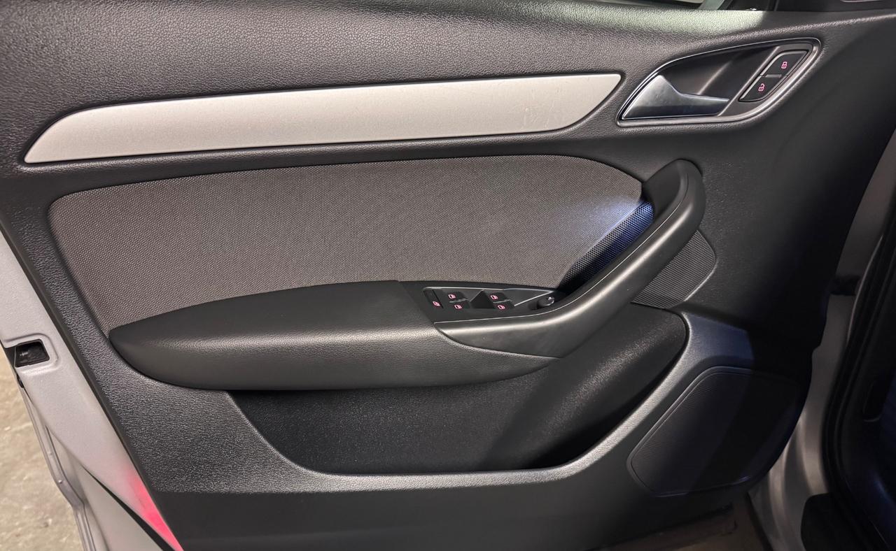 Audi Q3 2.0 TDI 150 CV quattro Sport