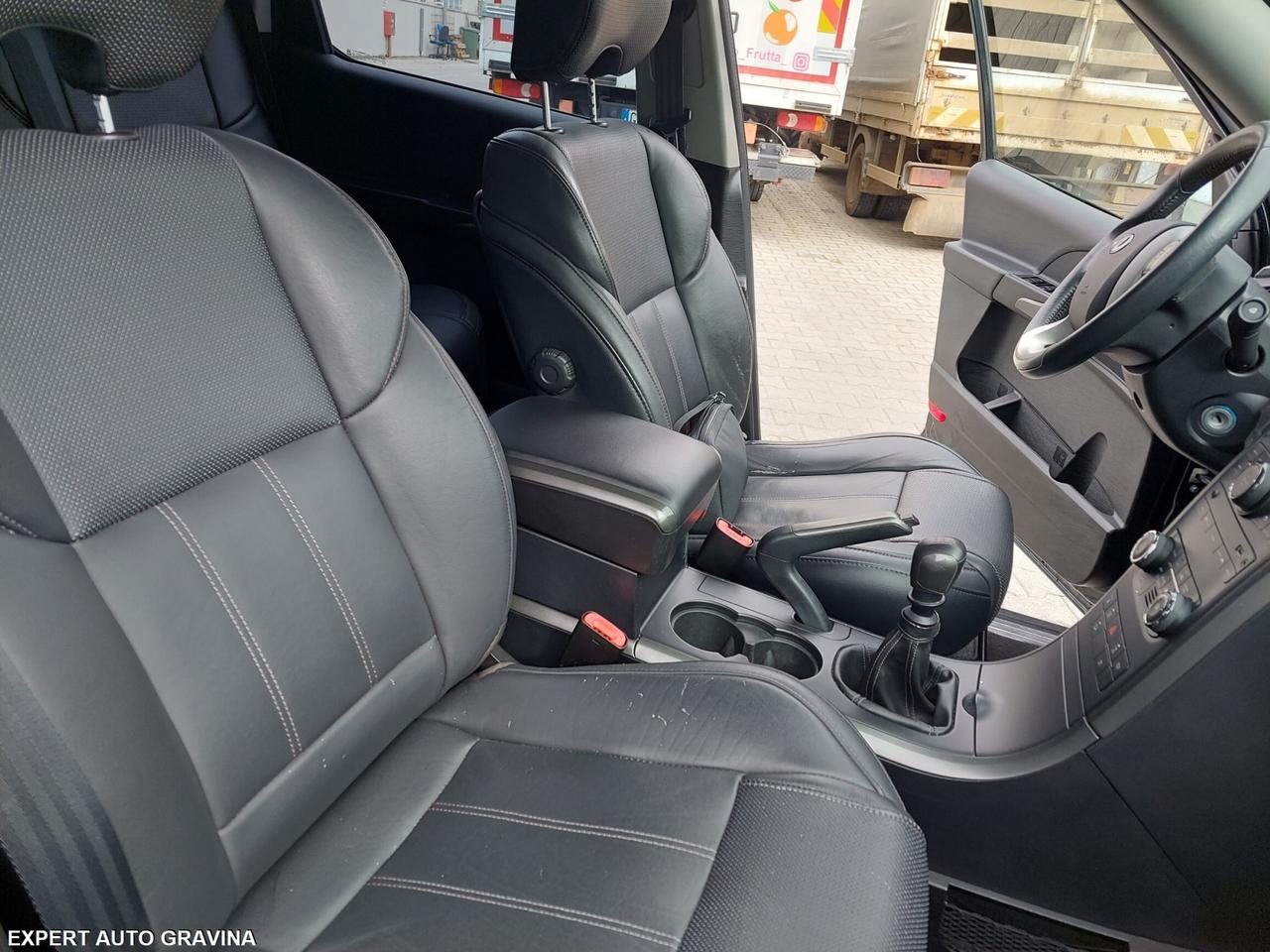 MAHINDRA XUV 500 7 POSTI FULL OPTIONAL