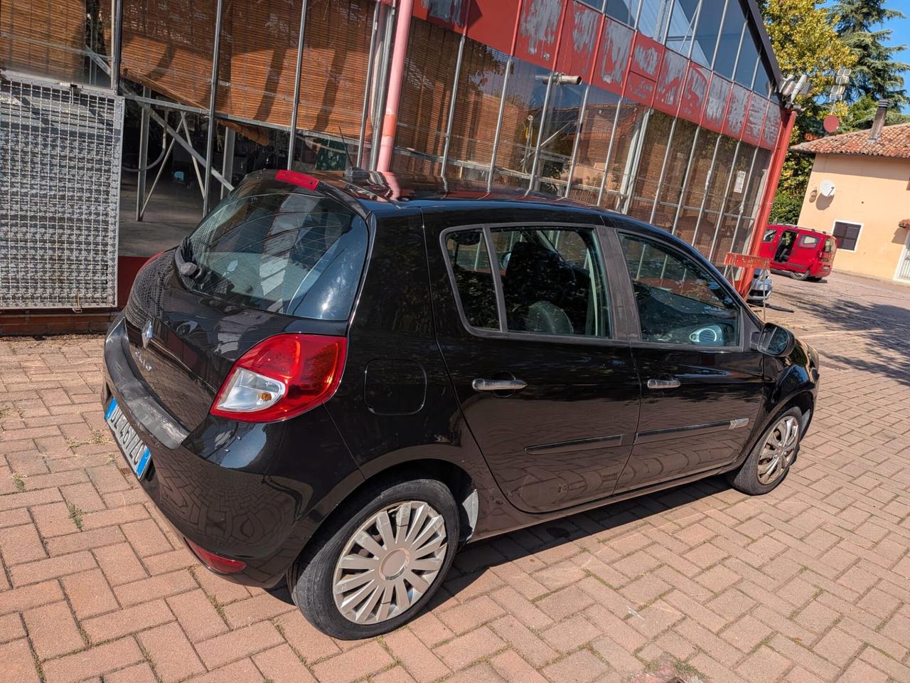 Renault Clio 1.2 16V 5 porte GPL Dynamique