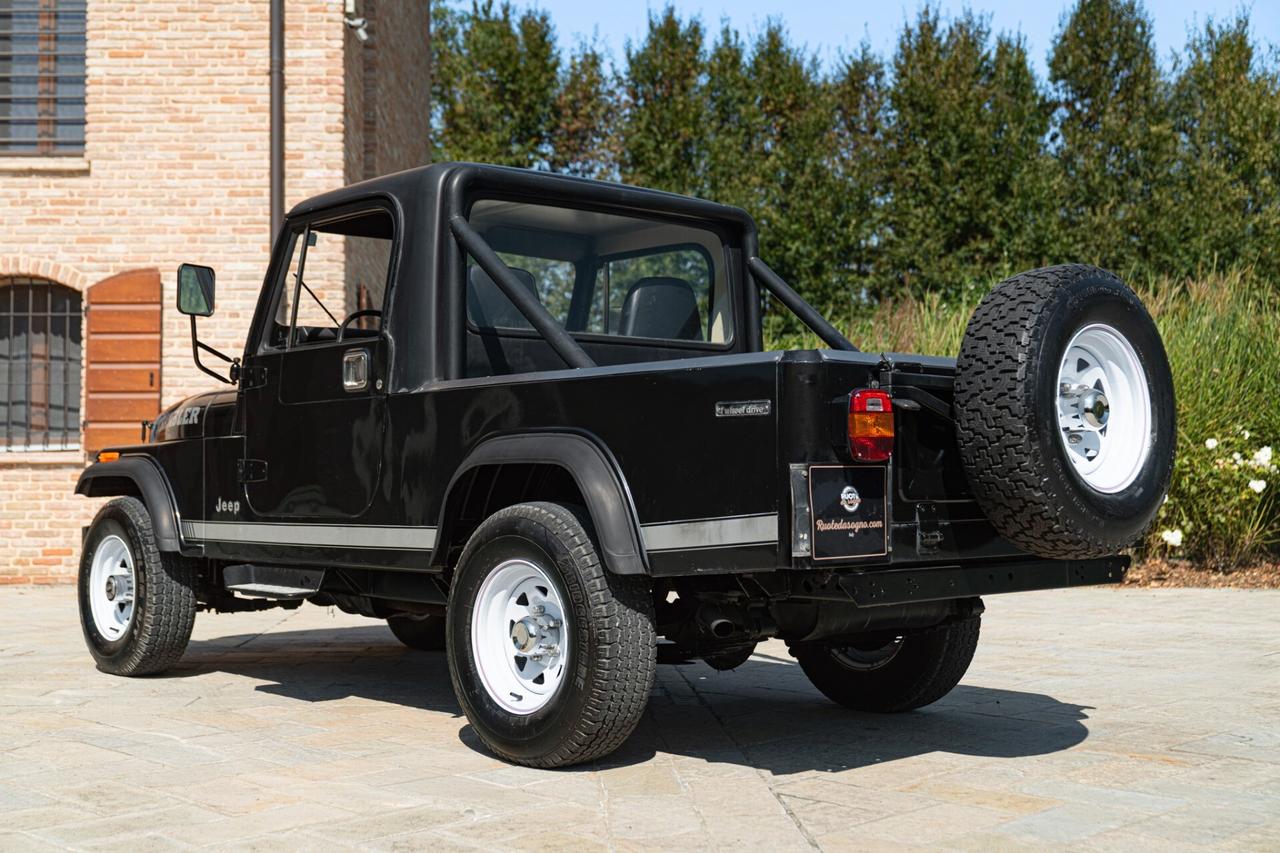 Jeep CJ-8 SCRAMBLER - RDS01618