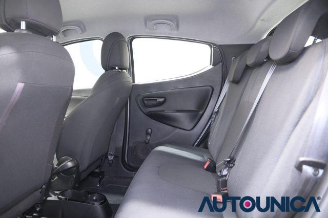 LANCIA Ypsilon 1.2 69 CV 5 PORTE S&S GOLD NEOPATENTATI