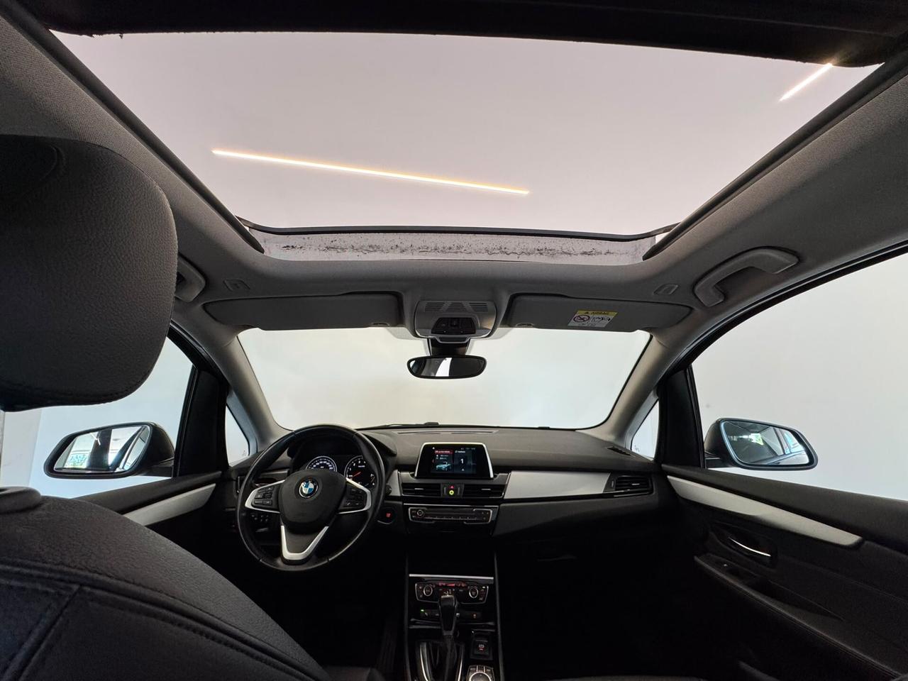 Bmw 2er Active Tourer 225xe iPerformance Business aut.