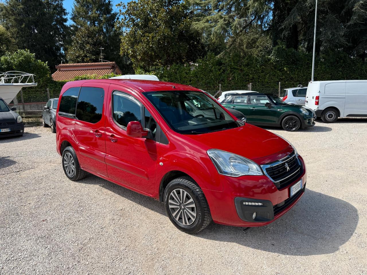 Peugeot Partner Tepee Mix BlueHDi 100 Active