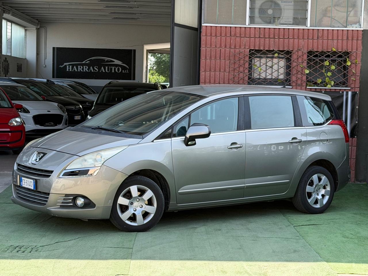 Peugeot 5008 1.6 HDi 110CV Premium