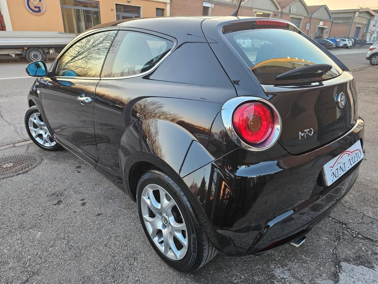 Alfa Romeo MiTo 1.4 105cv Distinctive *Neopatentati*
