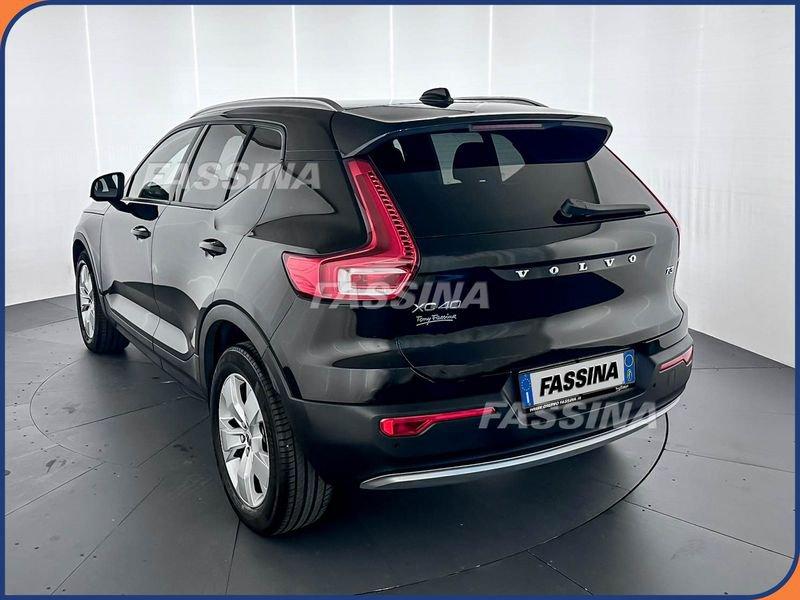 Volvo XC40 T3 Momentum 163cv