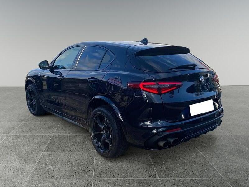 Alfa Romeo Stelvio 2.9 Bi-Turbo V6 510 CV AT8 Quadrifoglio