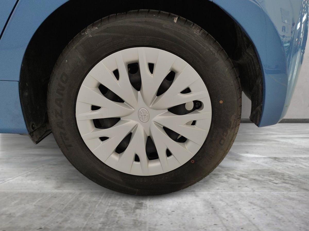 TOYOTA Yaris 4ª serie - Yaris 1.0 5 porte Business