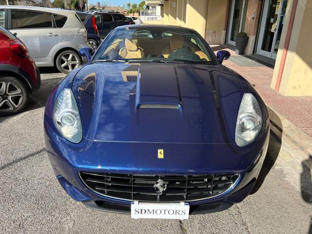 FERRARI California DCT