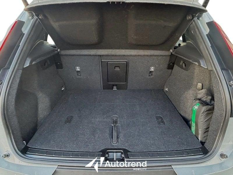 Volvo XC40 B3 163+14 CV Automatico LED Core