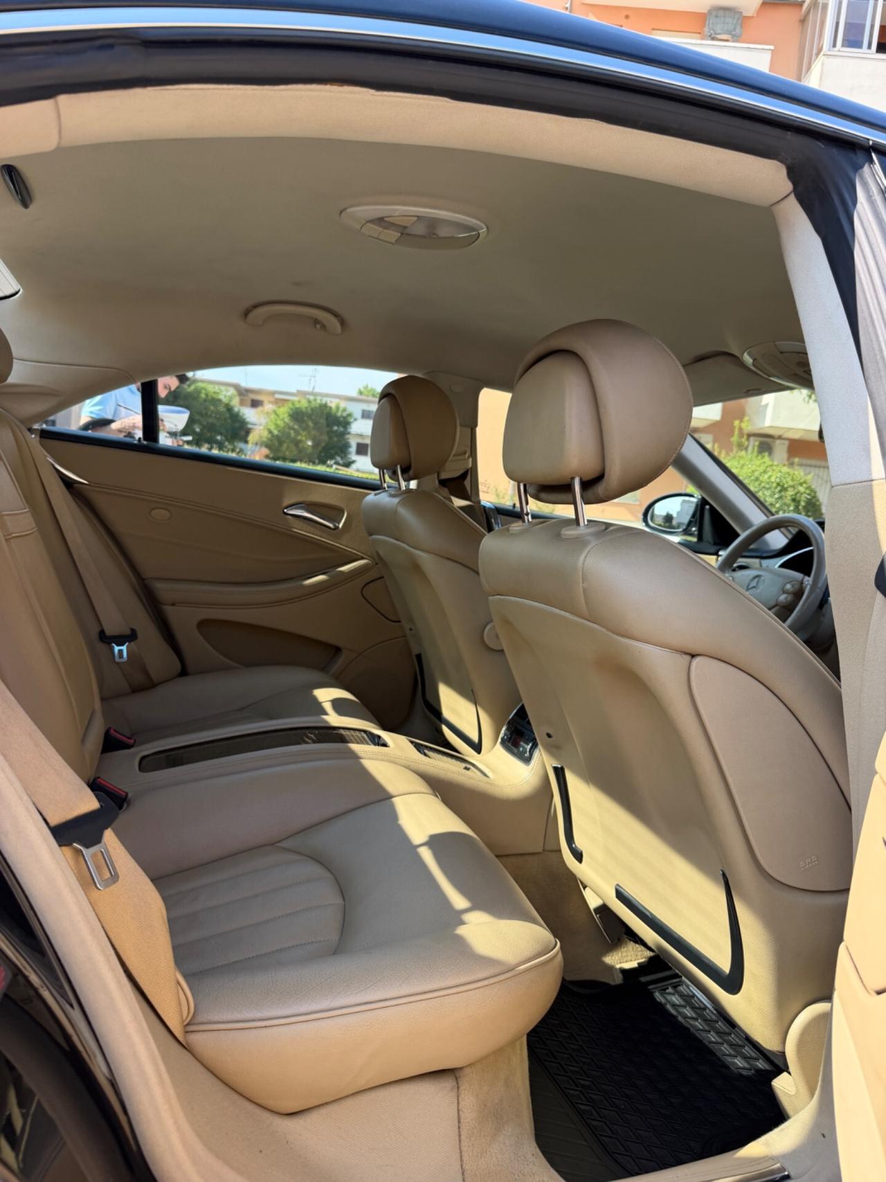 Mercedes-benz CLS 320 CDI Sport Full