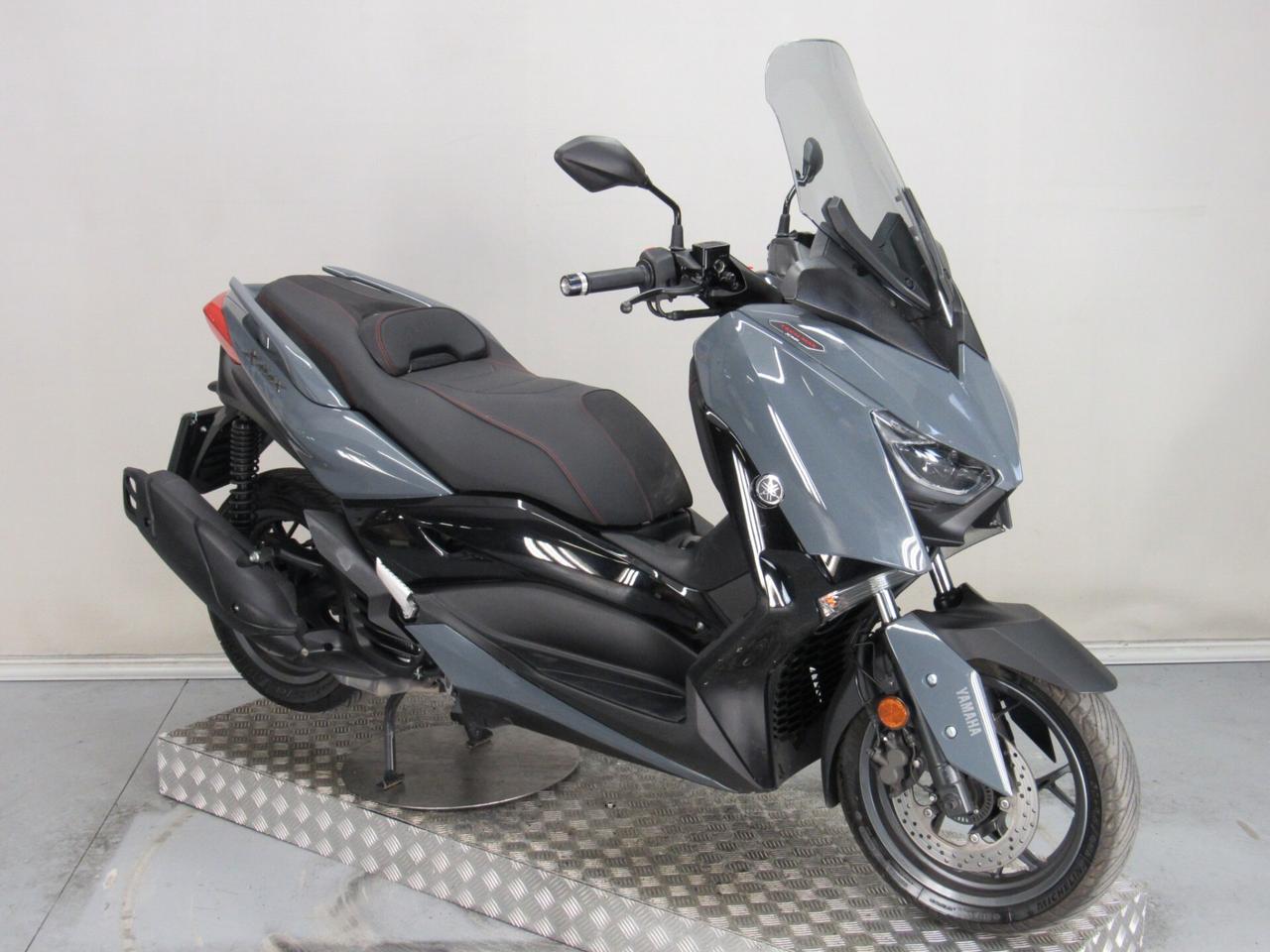 Yamaha X-Max 125 ABS TECH MAX POWER GREY