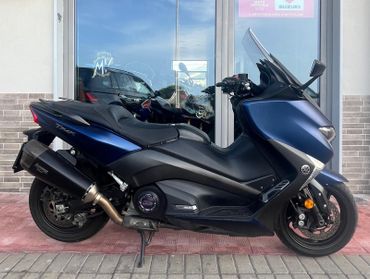 Yamaha T Max 530 SX AKRAPOVIC