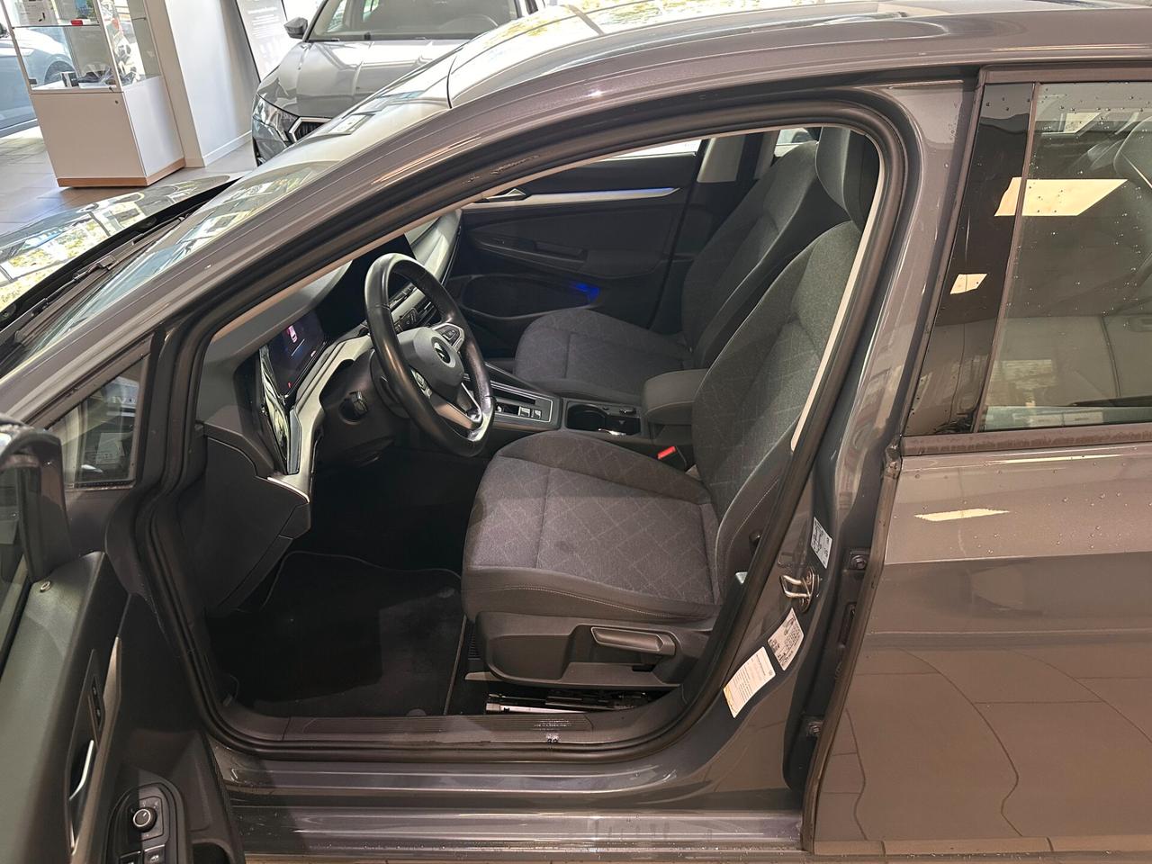 Volkswagen Golf 1.0 eTSI EVO DSG Life