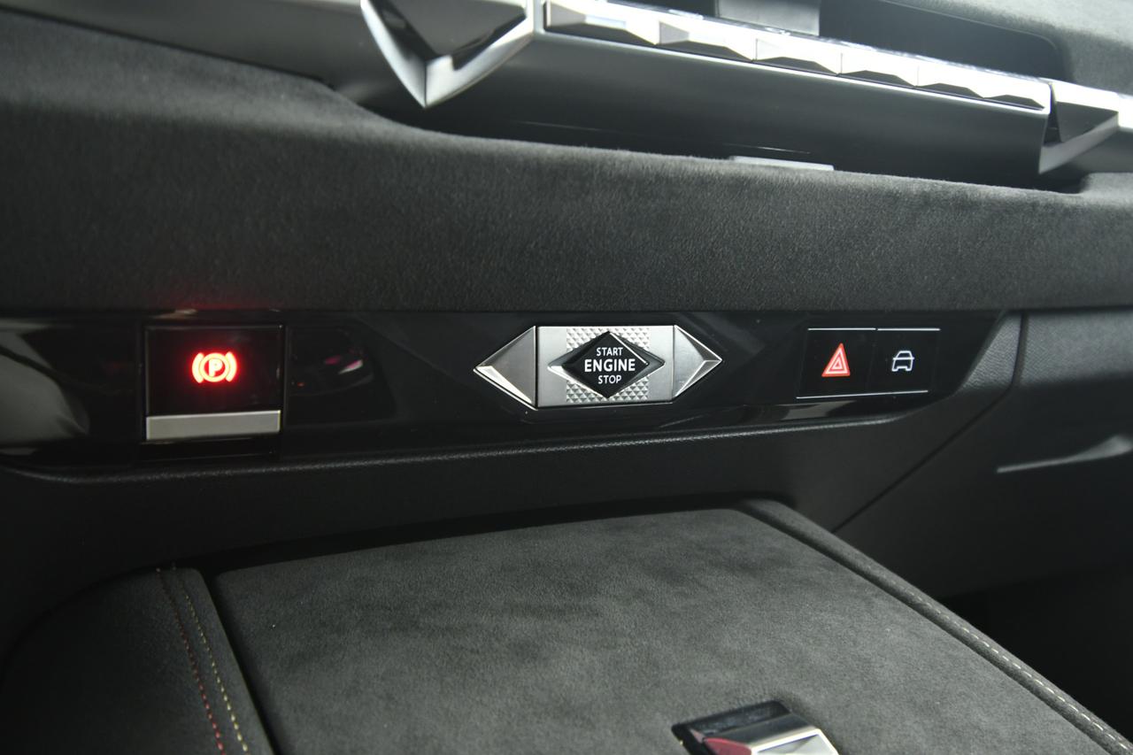 DS DS4 1.5 bluehdi Performance Line 130cv auto CAMERA+LED+HEAD-UP
