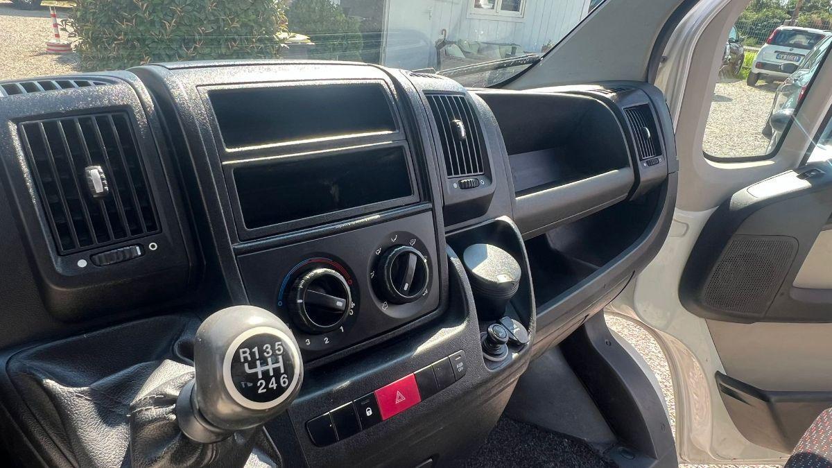 PEUGEOT Boxer 335 2.0 bluehdi 130cv L2H2 + cassone ribaltabile trilaterale + IVA