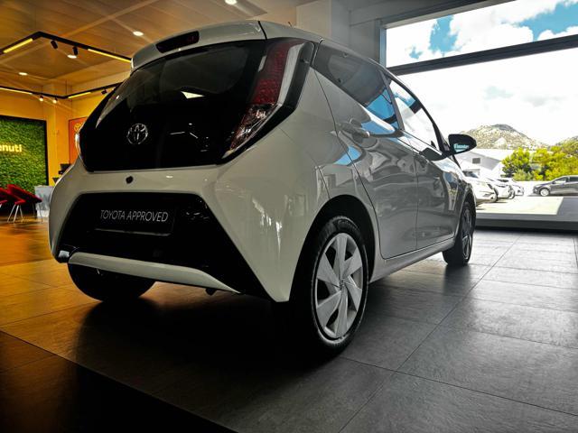 TOYOTA Aygo 1.0 VVT-i 69 CV 5 porte x-play TSS
