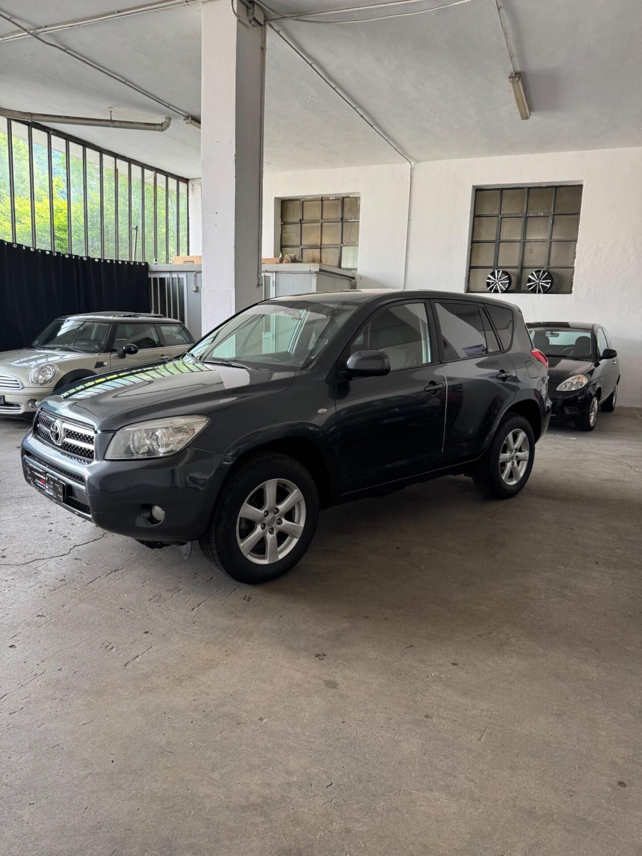 Toyota RAV 4 RAV4 Crossover 2.0 Sol