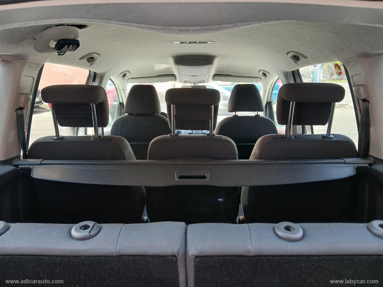 VOLKSWAGEN Touran 1.6 TDI 105 CV 7 POSTI