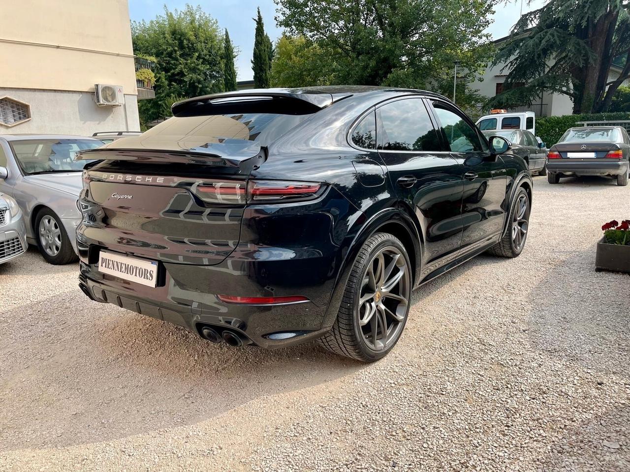 Porsche Cayenne Coupé kit GTS TAGLIANDI UFFICIALI