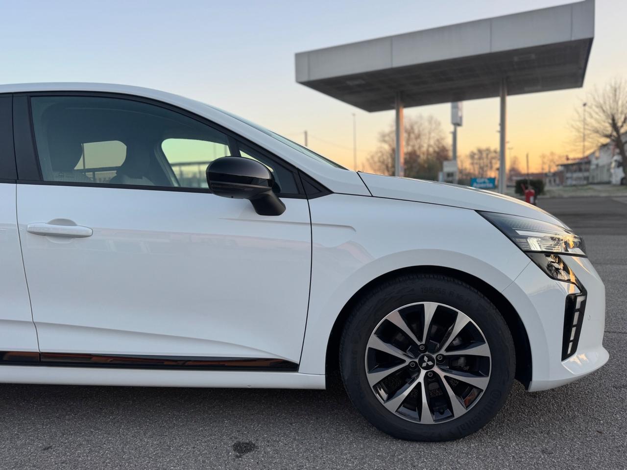 Mitsubishi Colt 1.0L turbo 90 CV Invite