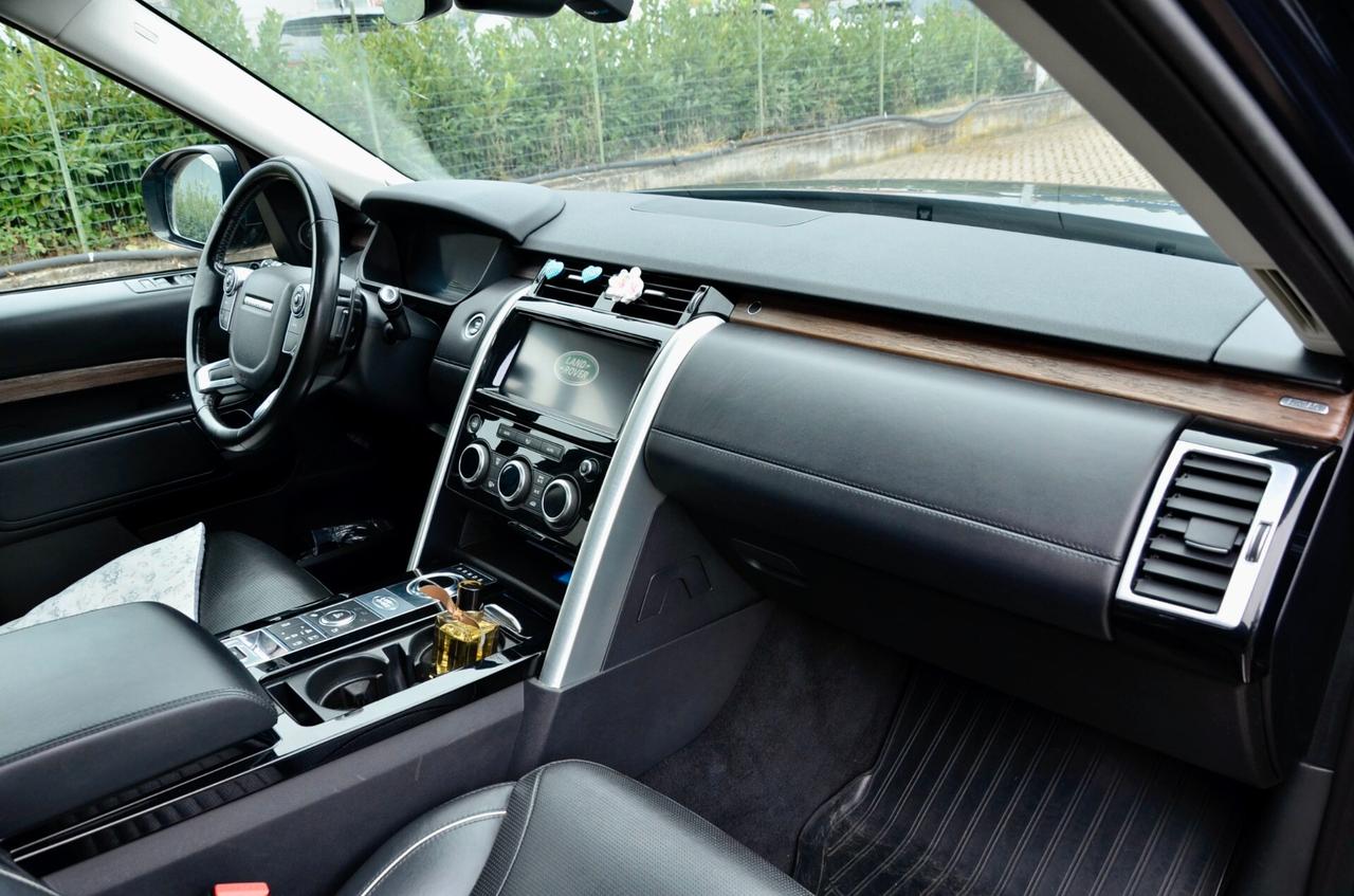 LAND ROVER DISCOVERY 3.0 TD6 HSE 249cv 7posti AUTO, UFF ITALIANA, TETTO, HI-FI MERIDIAN, FARI LED, RETROCAMERA, PERMUTE