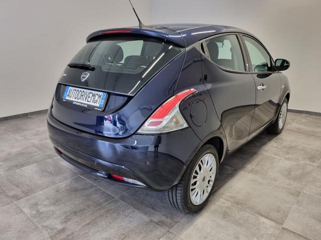 LANCIA Ypsilon 1.2 69 CV 5 porte Silver