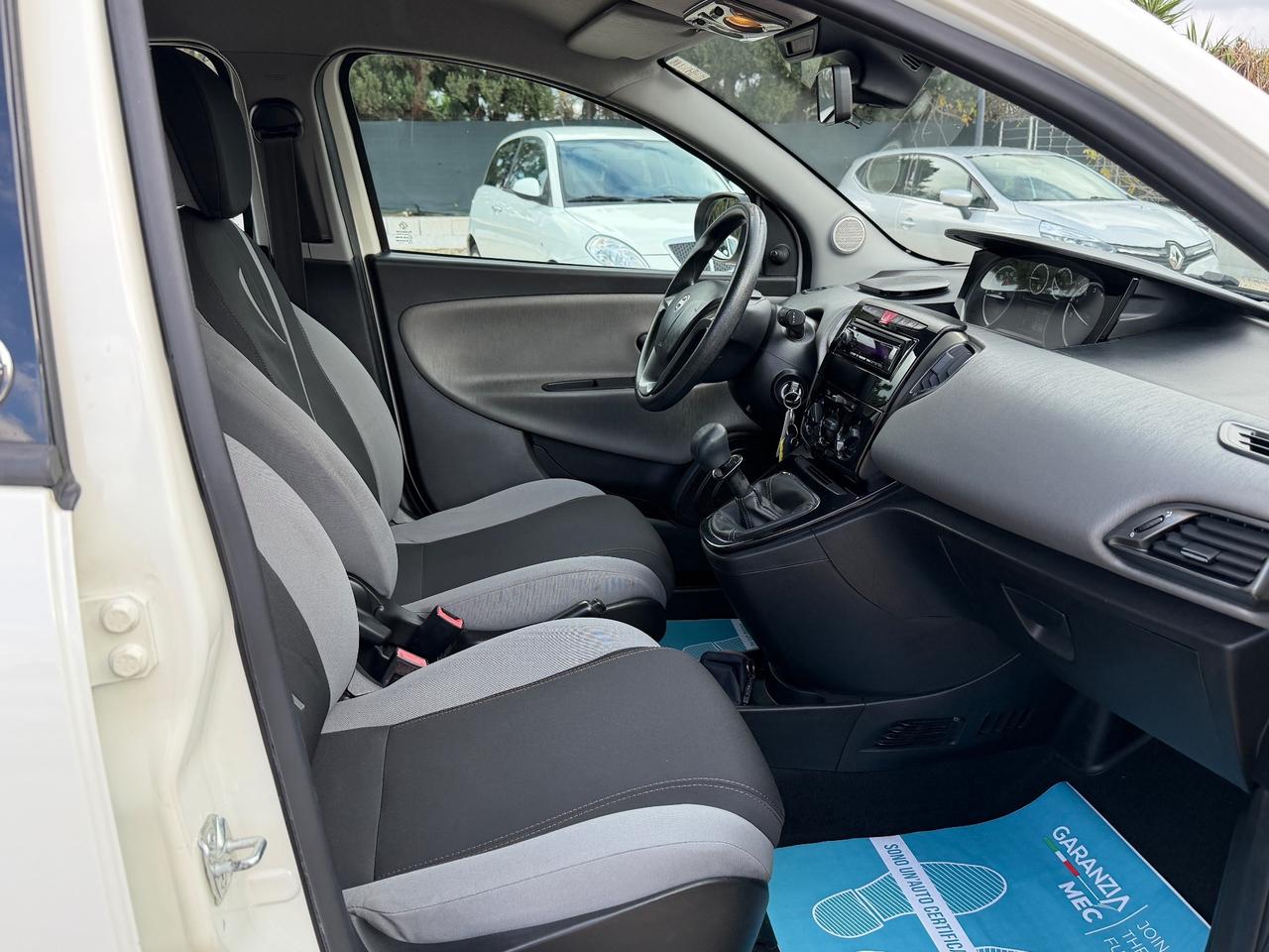 Lancia Ypsilon 1.2 69 CV 5 porte GPL Ecochic Gold