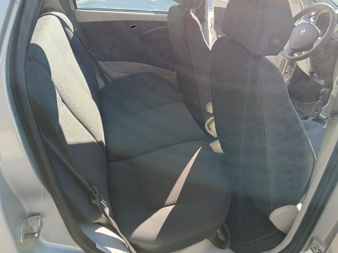 Punto 1.2 GPL 5 PORTE