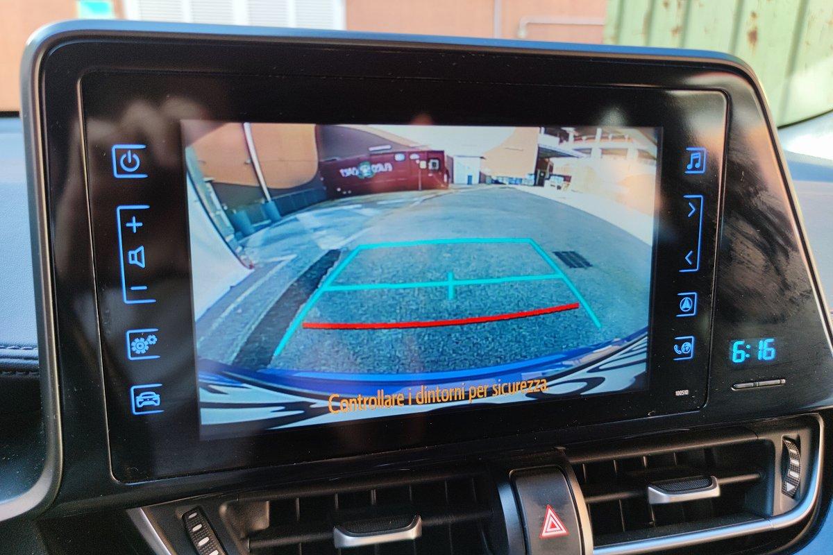 TOYOTA C-HR 1.8 Hybrid E-CVT Active
