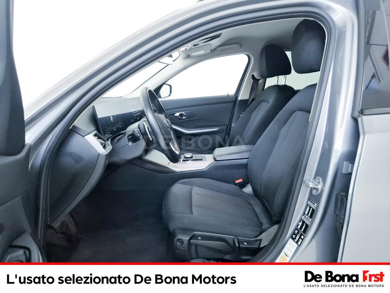 BMW Serie 3 320d touring mhev 48v xdrive auto
