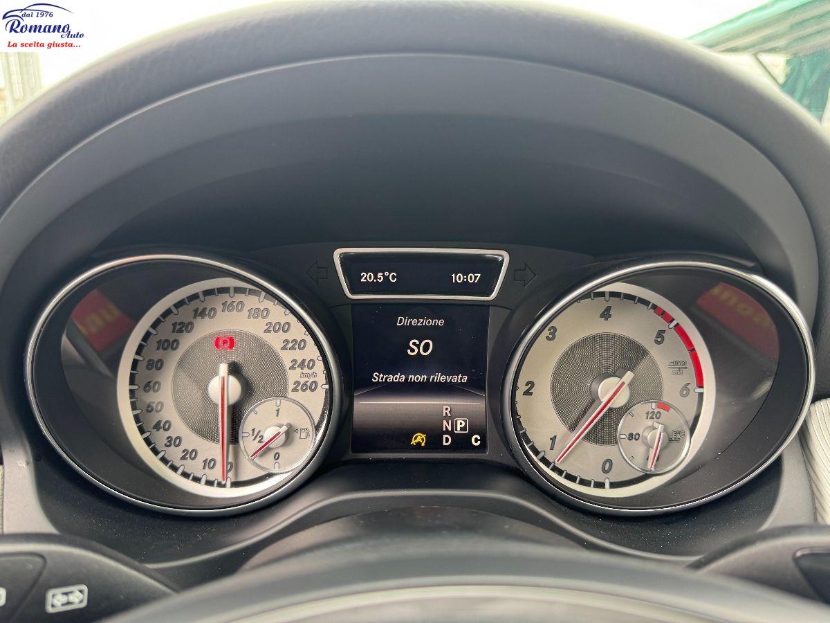 MERCEDES - Classe GLA - GLA 180 d Automatic Sport#TETTO APRIBILE!