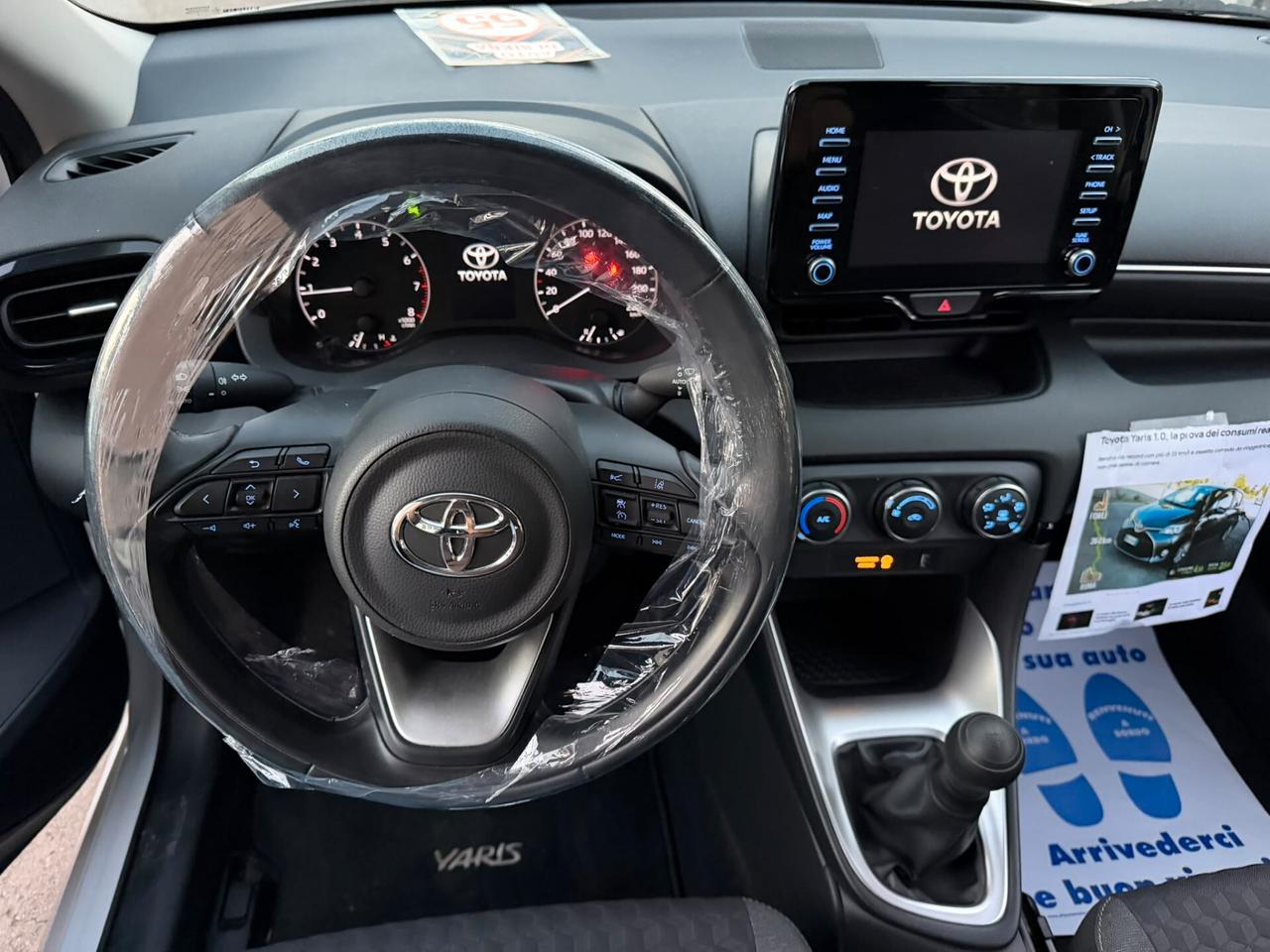 Toyota Yaris 1.0 benzina
