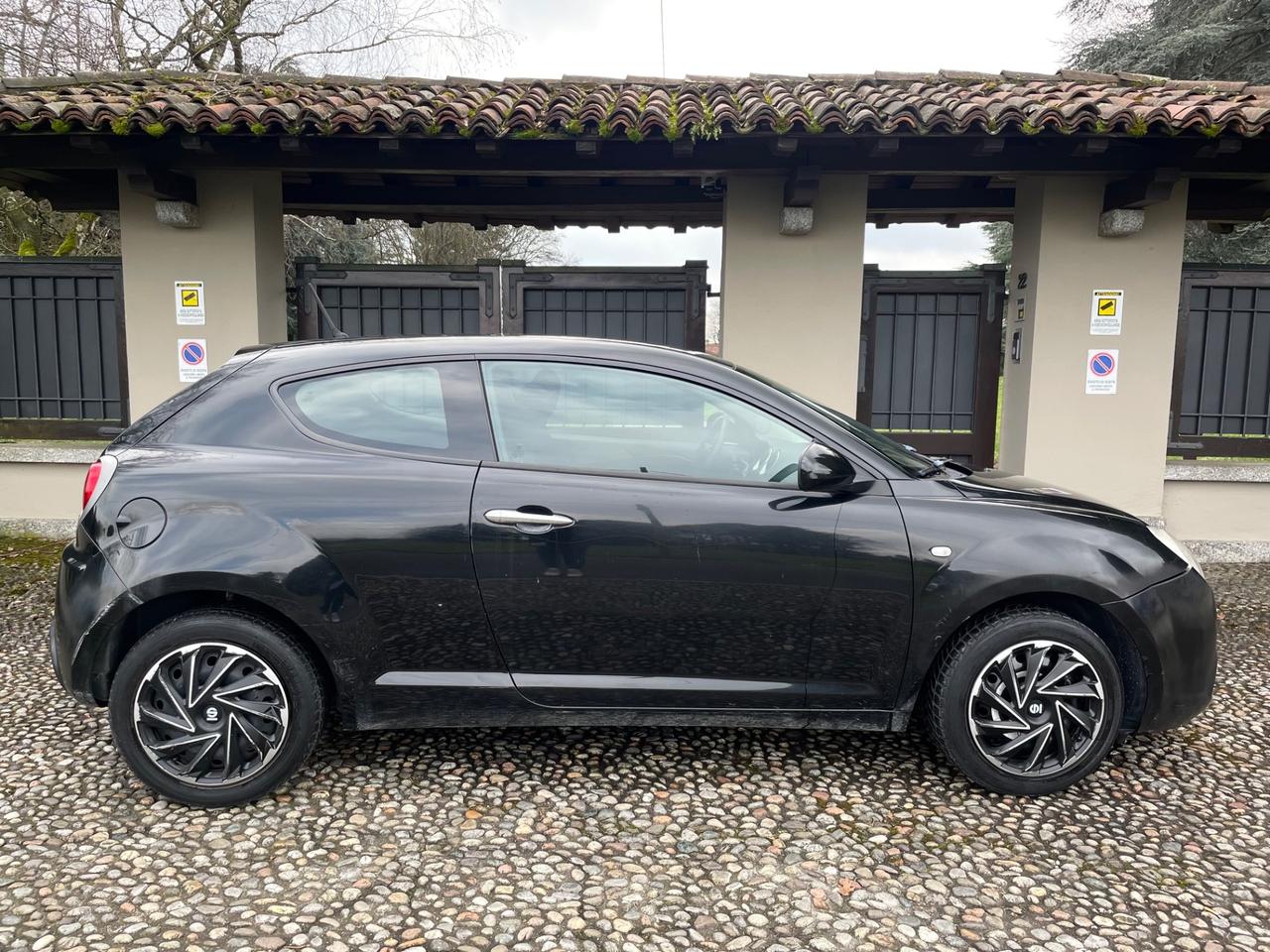 Alfa Romeo MiTo 1.4 70 CV 8V Super *NEOPATENTATI*
