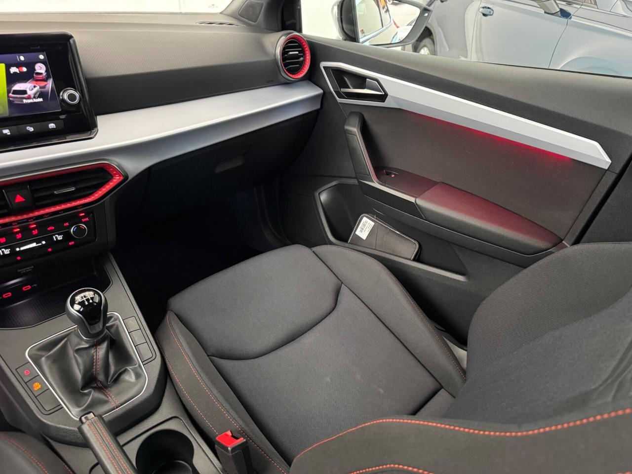 Seat Ibiza 1.0 MPI 5 porte FR Ok Neopatentati