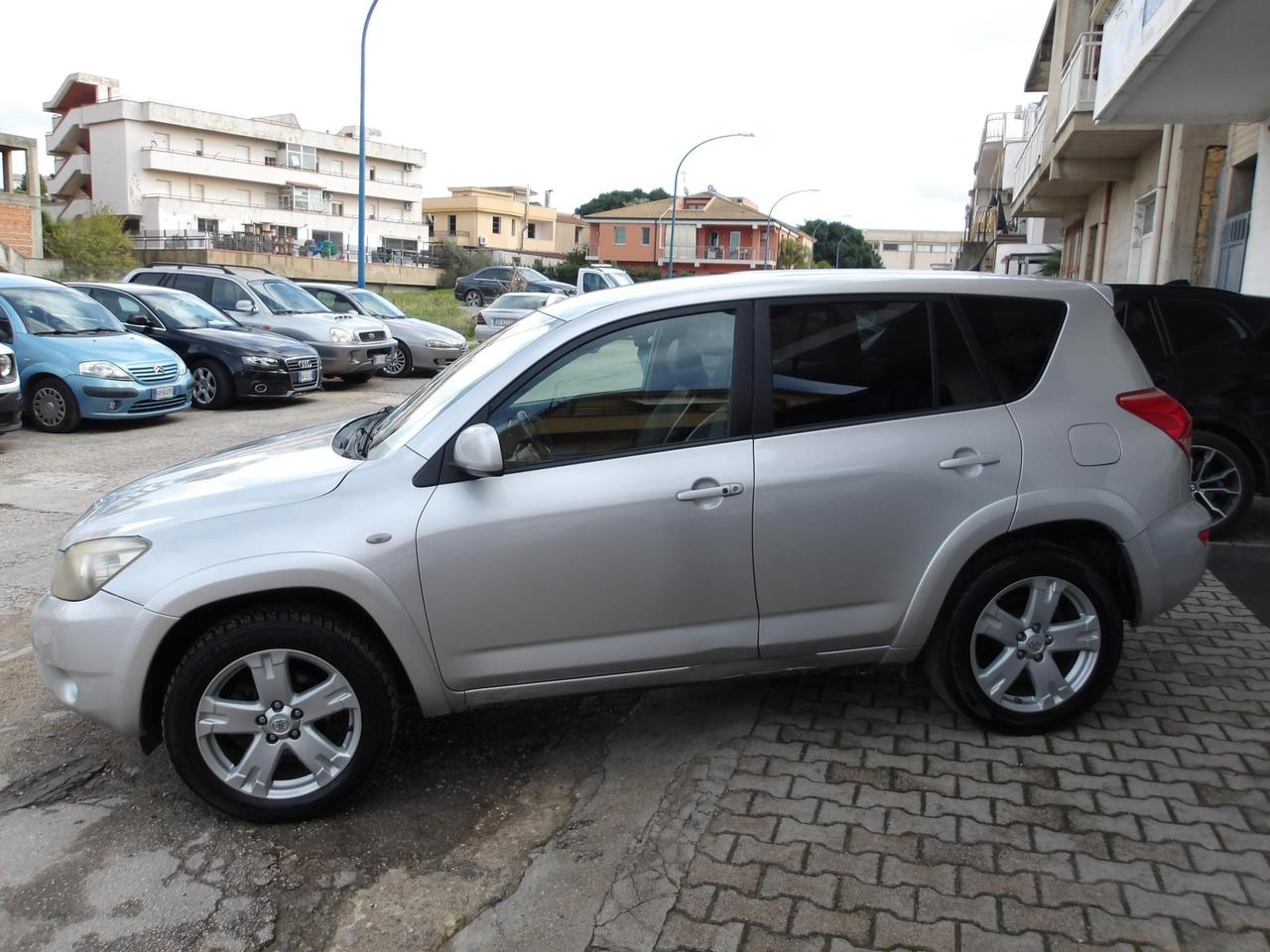 TOYOTA RAV 4 RAV4 2.2 D-4D EXCUTIVE 177 CV