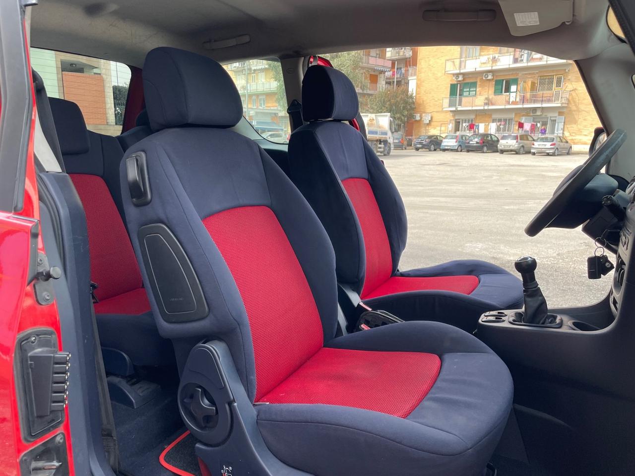 Peugeot 1007 1.4B 140mila KM Super Full Ottima 2007