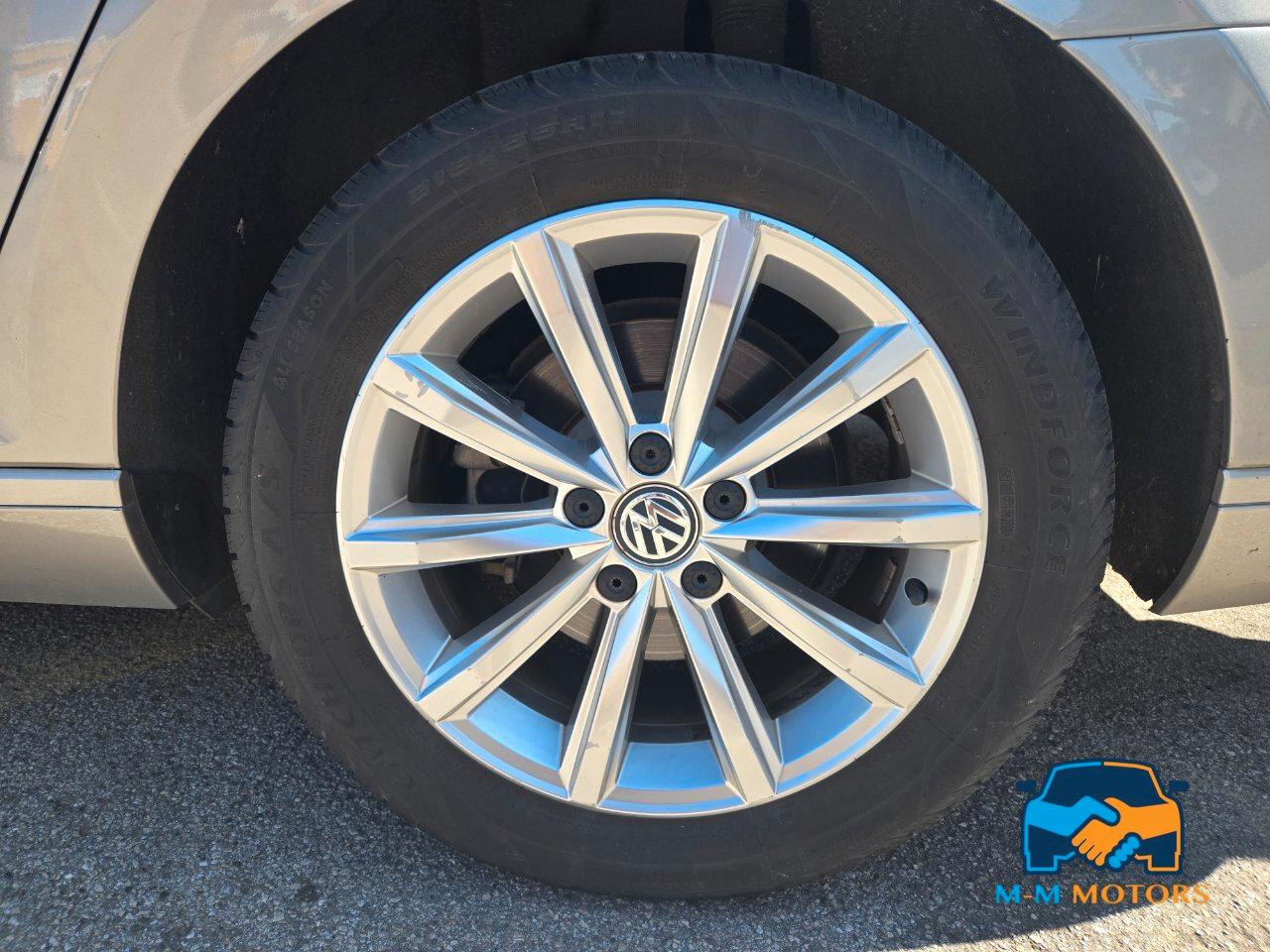 Volkswagen Passat Variant 2.0 tdi Highline 150cv