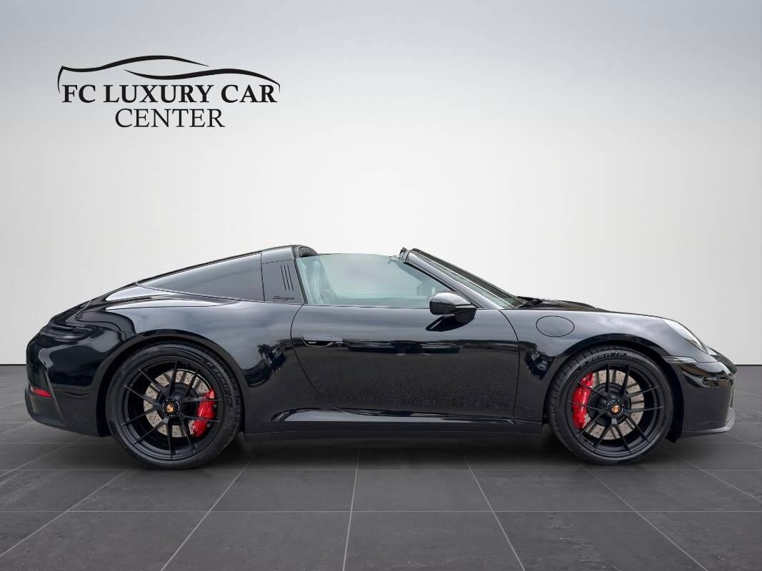 Porsche 911 TARGA 4 GTS 541CV HYBRID