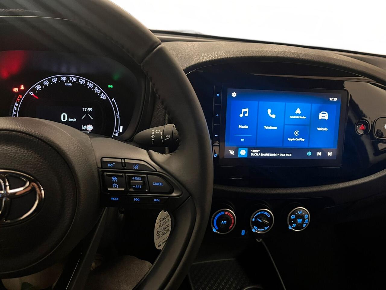 Toyota Aygo X 1.0 VVT-i 72 CV 5 porte Active | da €202 al mese