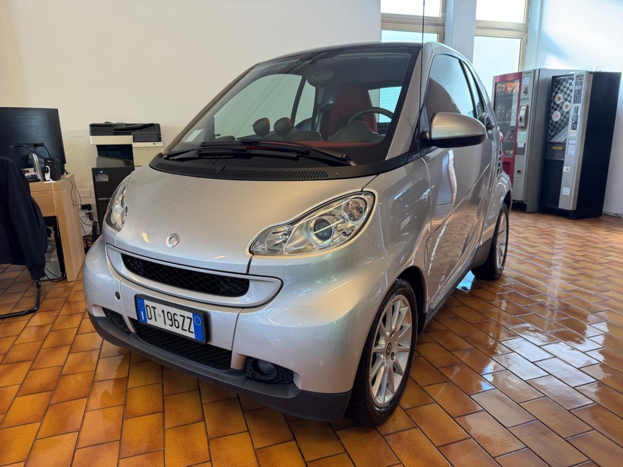 Smart ForTwo 1000 62 kW coupé PASSION OK NEOPATENTATI
