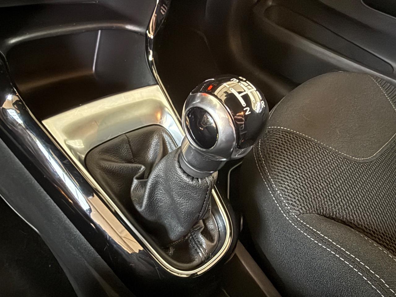 Ds DS3 3 1.2 VTi 82 So Chic