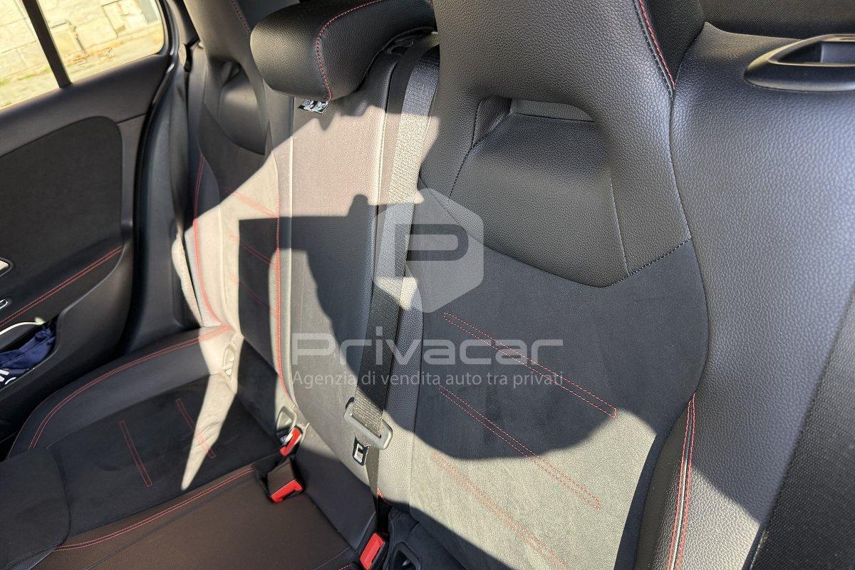 MERCEDES A 180 d Automatic Premium