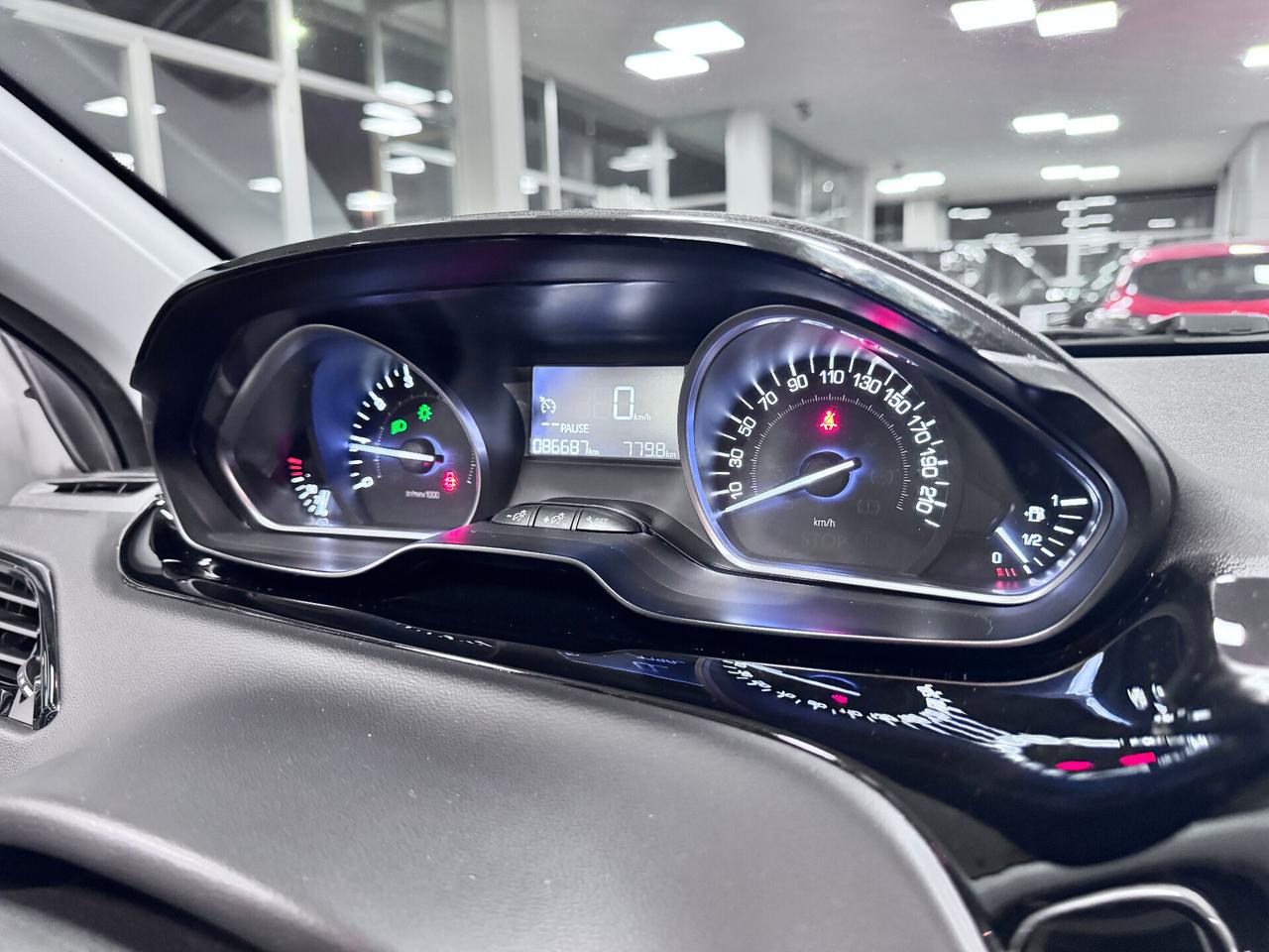 Peugeot 208 PureTech 82 3 porte Allure