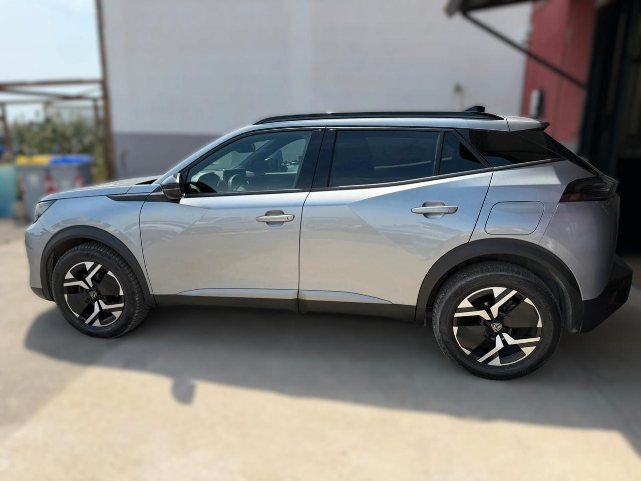 Peugeot 2008 PureTech 2024 UNIPRO 40000km!!!