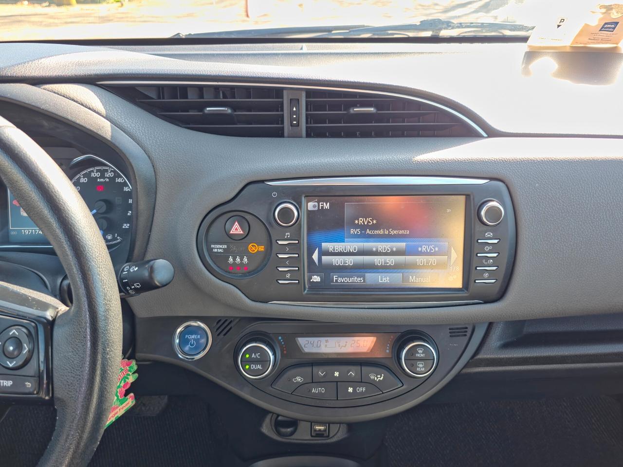 Toyota Yaris 1.5 Hybrid 5 porte Business 2018-E6 Automatico NEO