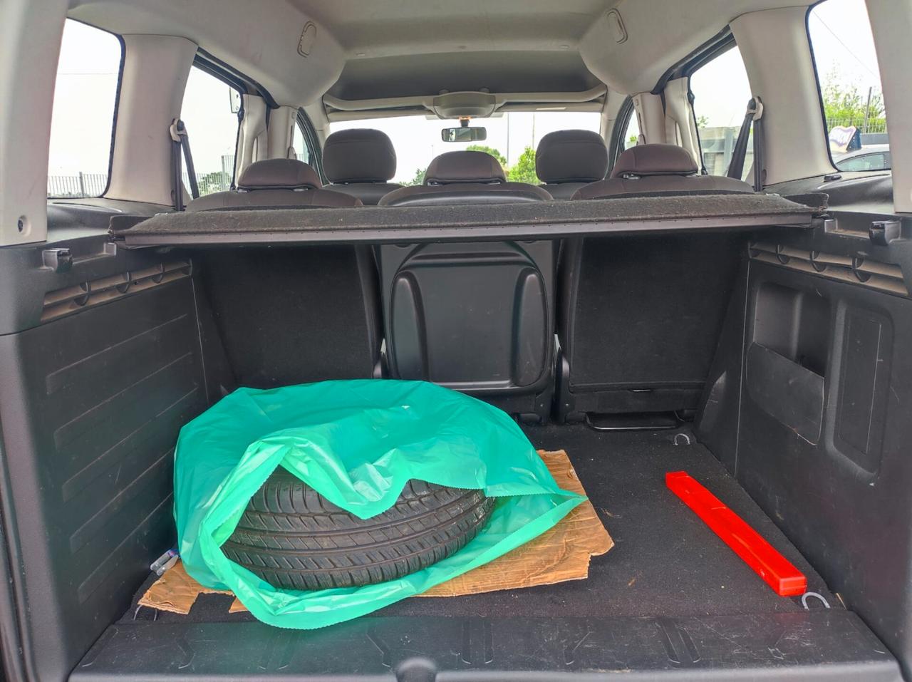 Peugeot Partner Tepee 1.6 VTi 120CV Outdoor GPL