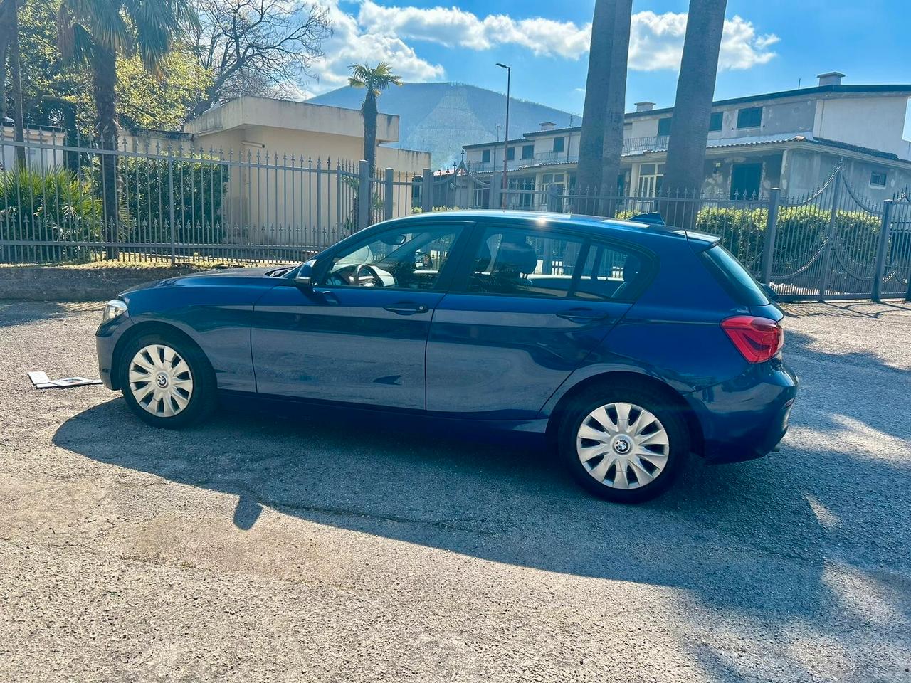 Bmw 116 116d 5p. Business