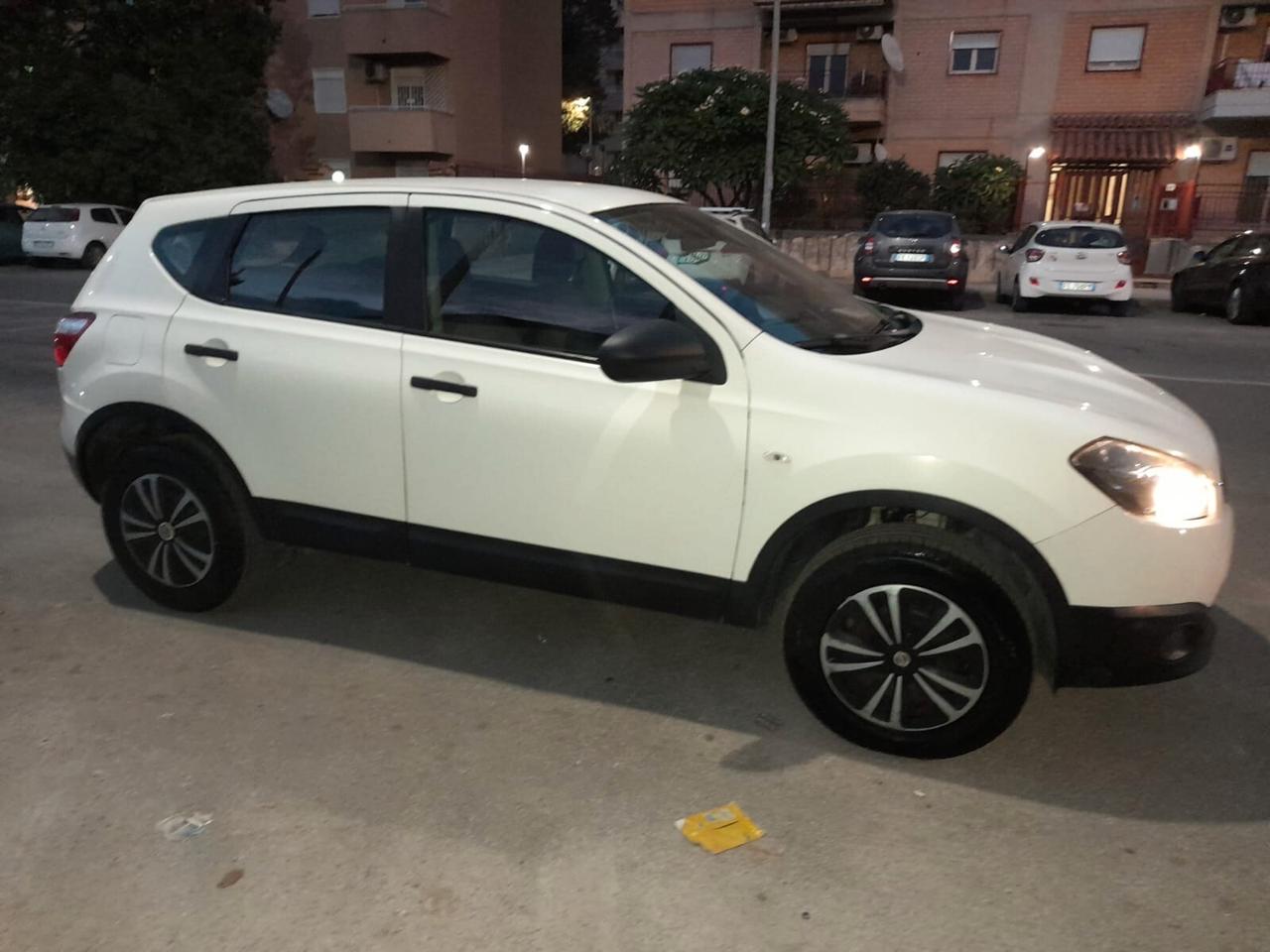 Nissan Qashqai 1.5 dCi DPF Tekna